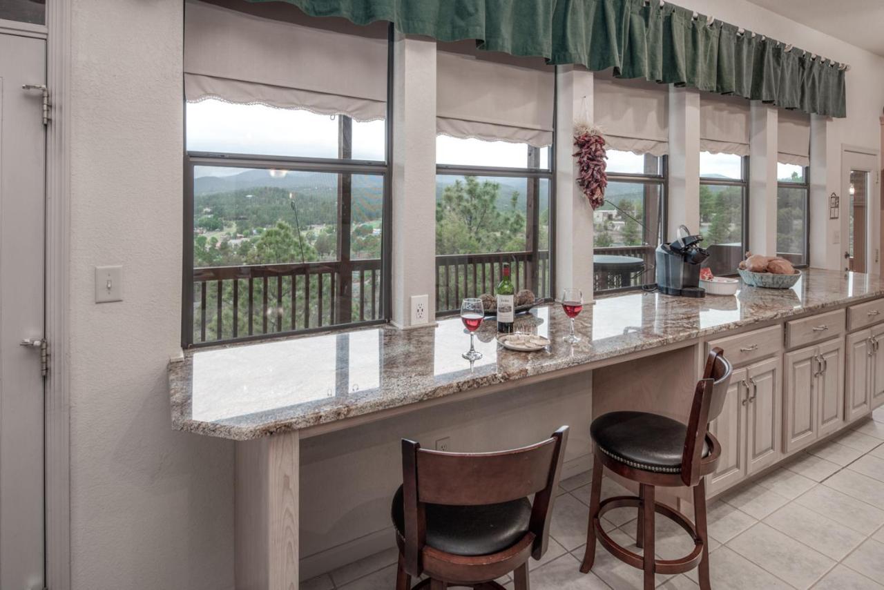 Robins Nest, Pet Friendly, 3 Bedrooms, Fireplace, Hot Tub, Game Room, Sleeps 8 Ruidoso Buitenkant foto