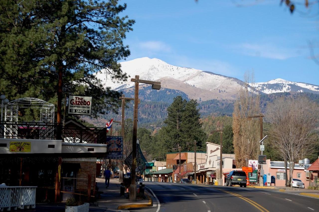 Robins Nest, Pet Friendly, 3 Bedrooms, Fireplace, Hot Tub, Game Room, Sleeps 8 Ruidoso Buitenkant foto